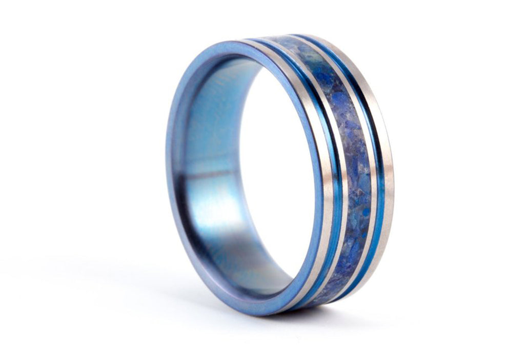 Titanium and lapislazuli ring with anodized inside (03201_8N)