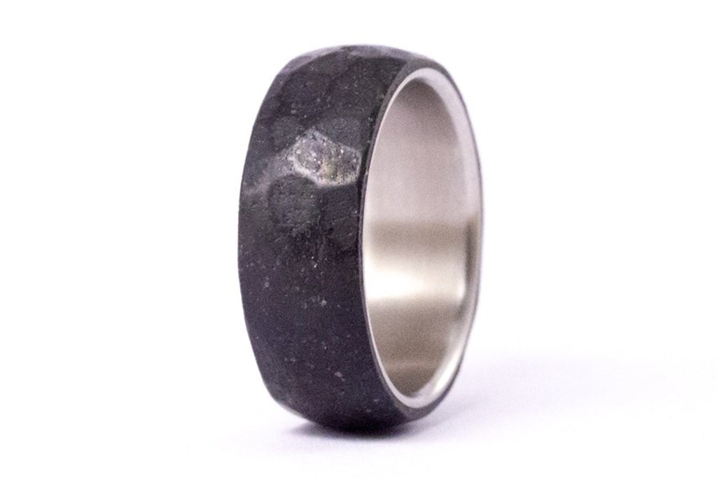 Hammered concrete and titanium ring (00703_8N)