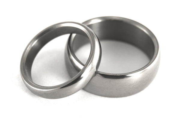 Polished titanium wedding bands (00001_4N7N)